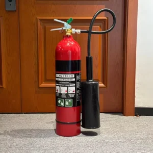 CE Certified 3.5kg/5kg Red Steel CO Fire Extinguisher Portable Efficient Fire Fighting System with 15-30s Discharge Time