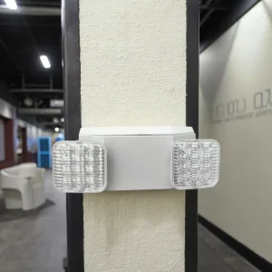 Commercial Adjustable LED Emergency Lights 100 270V Hardwired Exit Fixtures Plastic Material