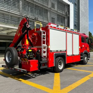 Diesel 4×2 Fire Rescue Truck SITRAK Chassis Automatic Transmission 3001 5000L Tank 5m Work EURO 6