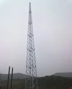 Environmentally Friendly Steel Lightning Tower Decorative Lightning Rods 3 Legs Telecommunication Lightning Protection Hot Dip