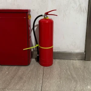 Factory Direct 5kg Red ABC Dry Powder Fire Extinguisher MFZ ABC5 Portable 15 30s Discharge Robust Steel Cylinder Mounting