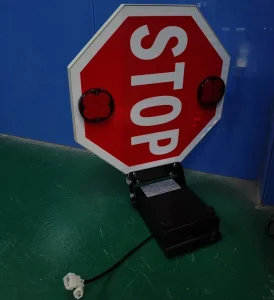 Factory Direct Customizable Automatic Electronic School Bus Stop Arm LED Signal Sign Board Traffic Lights