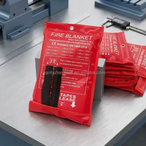 Fast Deployment 1.8m Fiberglass Fire Blanket Oxford Wall Storage Bag for Public Premises