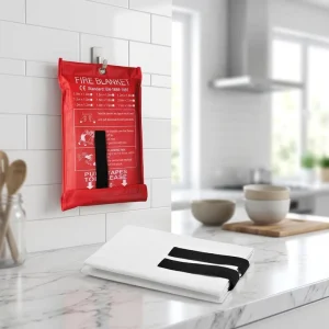 Fireproof and Heat resistant 1.8-meter Fire Blanket Wall mounted Oxford Fabric Storage Bag Suitable for Indoor Emergency Use