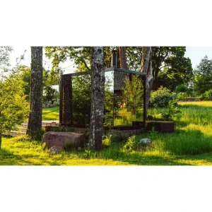 Forest Integrated Mirror Paneled Outdoor Sauna Room Cube Unit with Chimney for Woodland Campsite Weather Resistant Fast Delivery