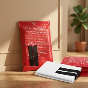 Moderate Coverage Emergency Fire Blanket 1.5m Square Durable Oxford Bag With Hanging Loop for Public Premises
