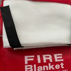 Portable Emergency Fire Blanket 1.5×1.5m Reusable Flame Retardant Blanket for Kitchen Car School Office Safety