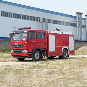 Sinotruk Howo 4×2 Custom Small Forest Rescue Foam Fire Trucks with Water Cannon