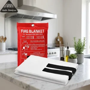Small Size 1.0m Fiberglass Emergency Fire Blanket Space Saving Oxford Wall Bag for Daily Kitchen Fire Protection